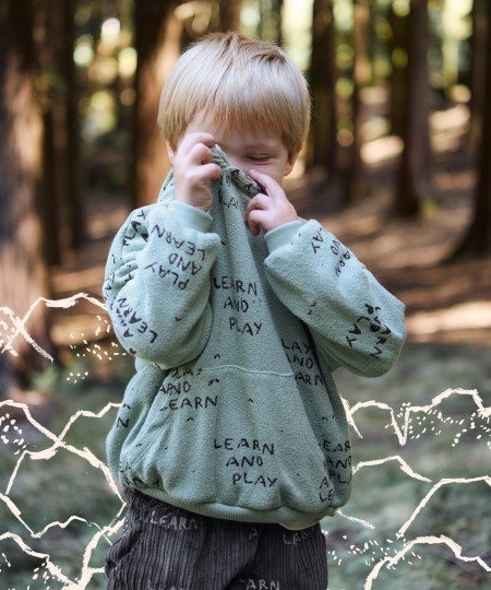 Sweat-shirt avec capuche et intérieur gratté Sweat-shirt avec capuche et intérieur gratté