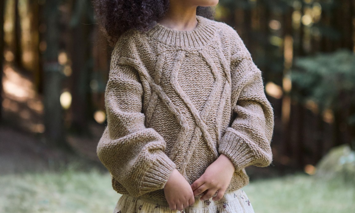 Knitted jersey sweater with wool, recycled wool and viscose